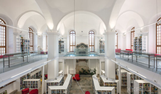 Library in Tarnogród